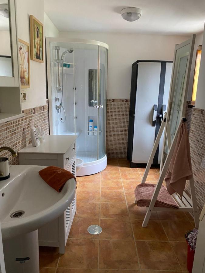 Вилла Casita Feliz Entre Montanas Y Cerca Del Mar Трабада Экстерьер фото